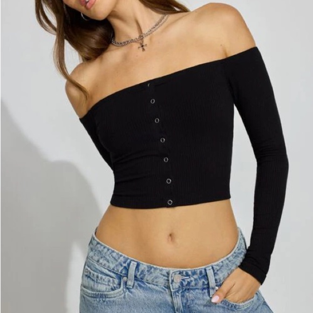 Garage Black Off-Shoulder Long Sleeve Crop Top